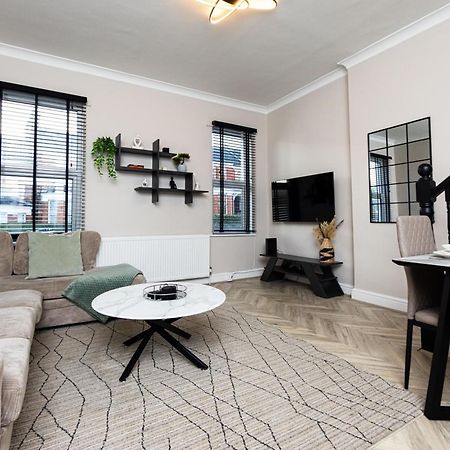ロンドンPark House, Refurbed Modern Interior, Located In Finsbury Parkアパートメント エクステリア 写真
